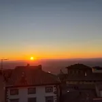 Cortona's Rooftop Nest Apartment