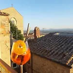 Cortona's Rooftop Nest Apartment Cortona
