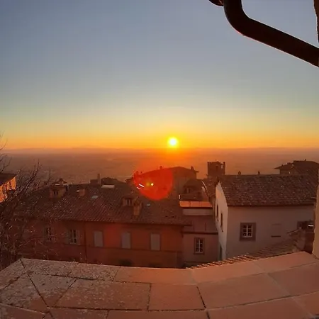 Lägenhet Cortona's Rooftop Nest *