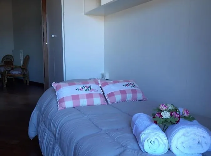 Cortona's Rooftop Nest コルトーナ