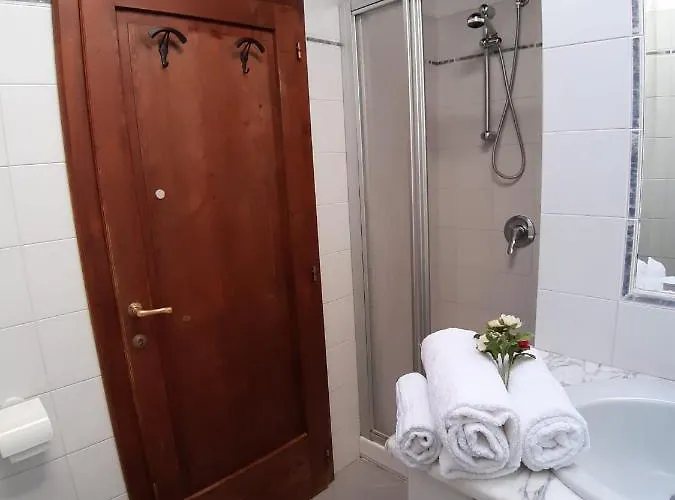 Cortona's Rooftop Nest コルトーナ