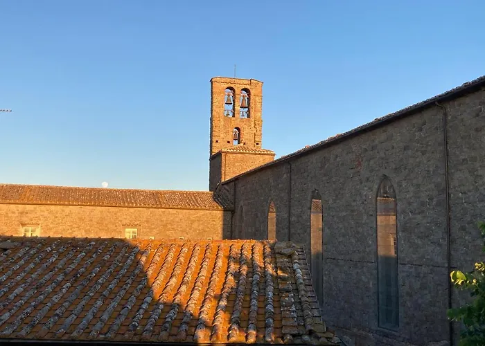 Cortona's Rooftop Nest * コルトーナ