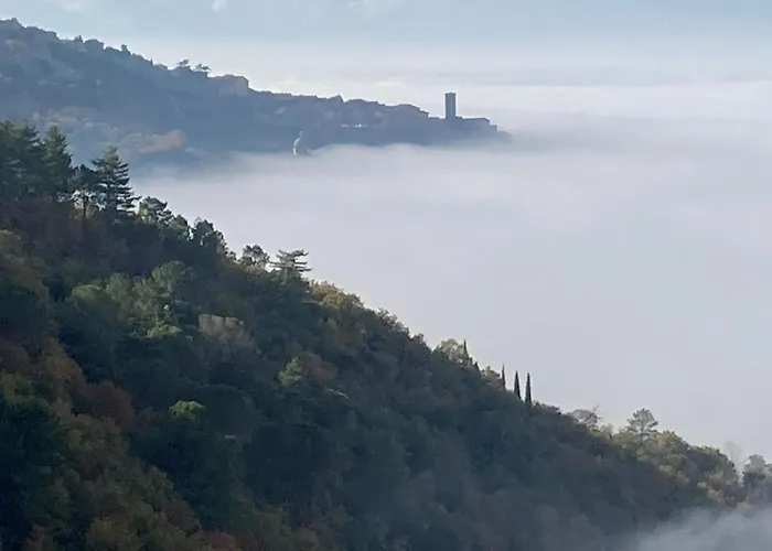 Cortona's Rooftop Nest
