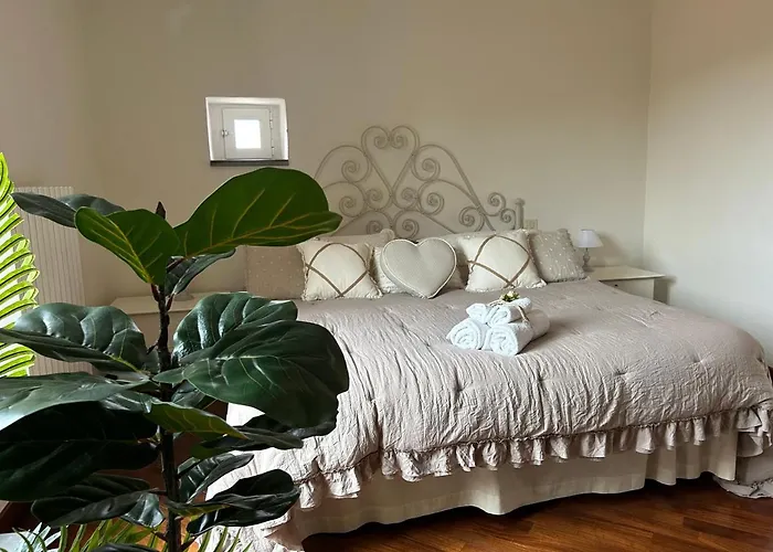 Cortona's Rooftop Nest *